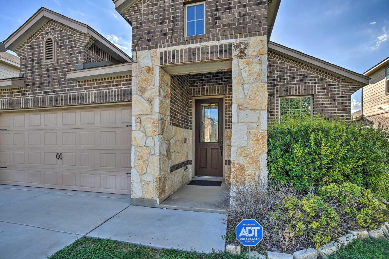 San Antonio Home With Yard About 8 Mi To Lackland! Extérieur photo